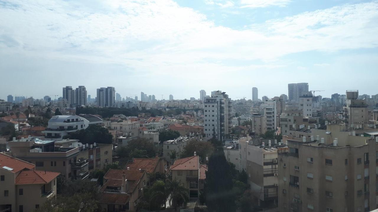 Апартаменты סטודיו חדש ויפה עם נוף לים Нетания Экстерьер фото